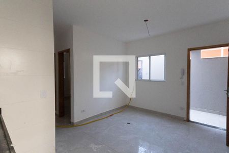 Sala / Cozinha de kitnet/studio para alugar com 2 quartos, 50m² em Vila Ede, São Paulo