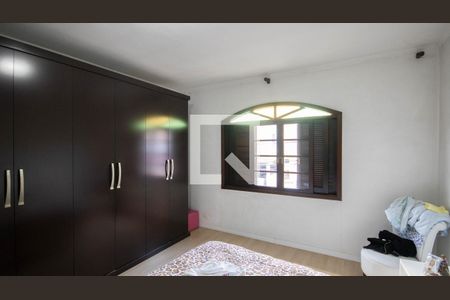 Suíte de casa à venda com 4 quartos, 165m² em Vila Gustavo, São Paulo