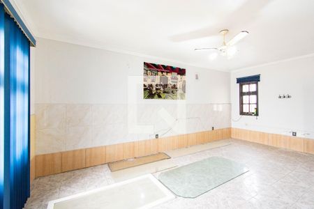 Casa à venda com 3 quartos, 160m² em Nossa Senhora das Gracas, Canoas