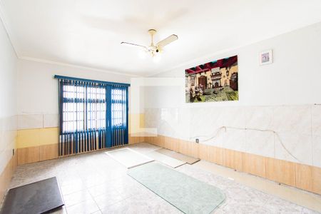 Casa à venda com 3 quartos, 160m² em Nossa Senhora das Gracas, Canoas