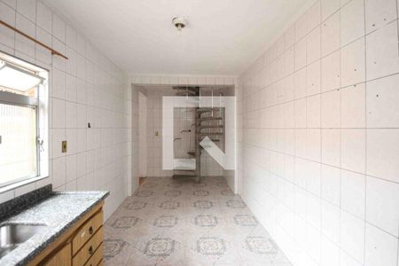 Casa para alugar com 2 quartos, 96m² em Jardim Ivone, São Paulo