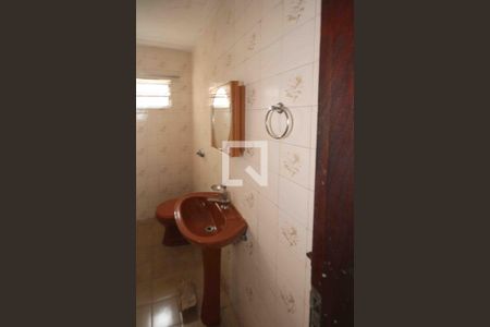 Casa para alugar com 2 quartos, 96m² em Jardim Ivone, São Paulo