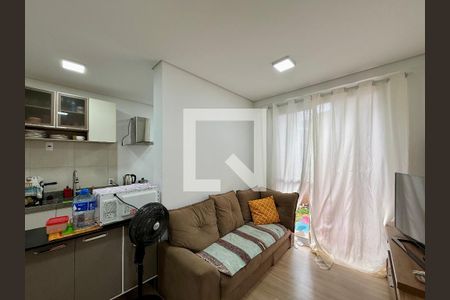 Sala de apartamento para alugar com 2 quartos, 63m² em Socorro, São Paulo