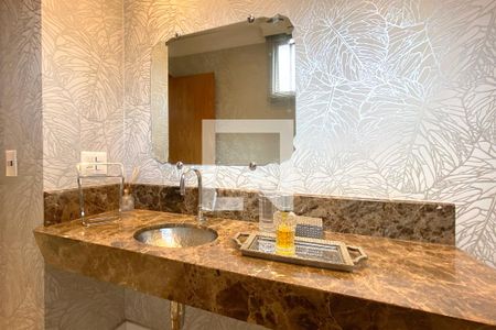 Lavabo da Sala de apartamento à venda com 6 quartos, 200m² em Coracao de Jesus, Belo Horizonte