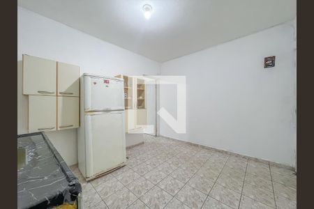 Cozinha de casa para alugar com 1 quarto, 34m² em Helena Maria, Osasco
