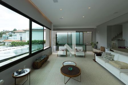 Sala de Estar de casa de condomínio à venda com 4 quartos, 500m² em Vila Castela, Nova Lima