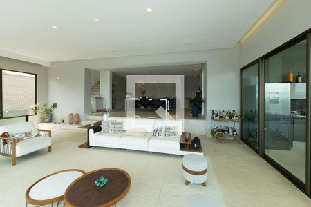 Sala de Estar de casa de condomínio à venda com 4 quartos, 500m² em Vila Castela, Nova Lima