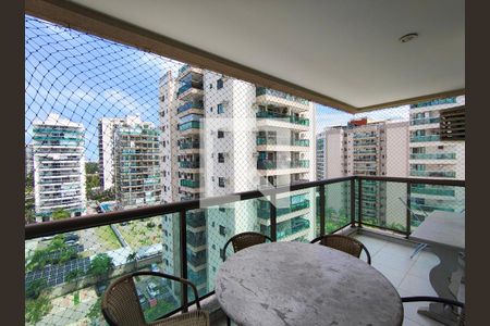 Apartamento para alugar com 3 quartos, 70m² em Curicica, Rio de Janeiro