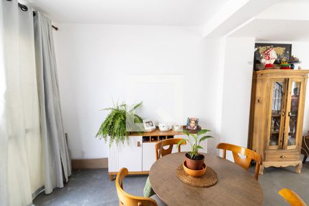 Cozinha de casa de condomínio para alugar com 2 quartos, 67m² em Campo Novo, Porto Alegre