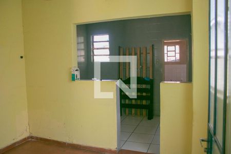 Sala de casa para alugar com 3 quartos, 250m² em Santa Cruz, Belo Horizonte