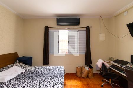 Quarto 1 de casa à venda com 3 quartos, 250m² em Jardim Vila Formosa, São Paulo