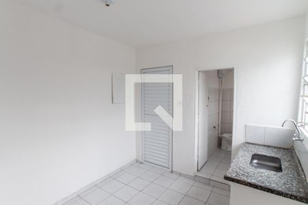 Cozinha de casa para alugar com 1 quarto, 50m² em Vila Medeiros, São Paulo