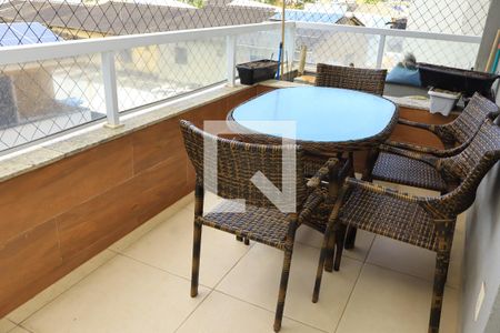 Apartamento para alugar com 2 quartos, 64m² em Praia do Flamengo, Salvador