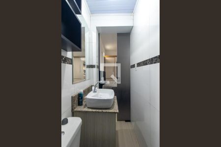 Banheiro Social de kitnet/studio para alugar com 1 quarto, 29m² em Jardim Joaquina Ii, Pinhais