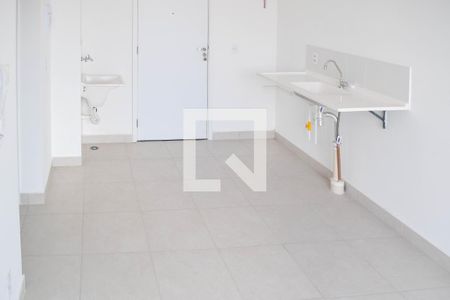Sala e Cozinha de apartamento para alugar com 2 quartos, 35m² em Guaiauna, São Paulo