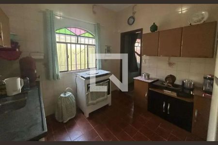 Casa para alugar com 3 quartos, 285m² em Nacional, Contagem