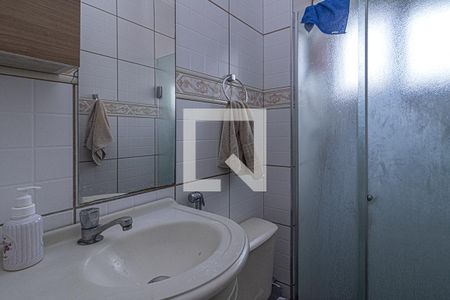 banheiro social_1 de apartamento à venda com 2 quartos, 55m² em Vila Vermelha, São Paulo