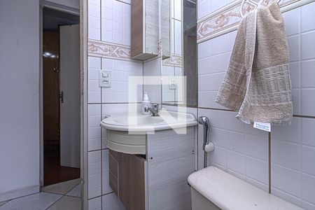 banheiro social_3 de apartamento à venda com 2 quartos, 55m² em Vila Vermelha, São Paulo