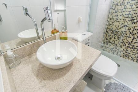 Banheiro de apartamento à venda com 3 quartos, 96m² em Pinheirinho, Santo André