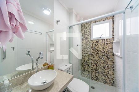 Banheiro de apartamento à venda com 3 quartos, 96m² em Pinheirinho, Santo André