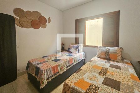 suíte 1 de casa para alugar com 3 quartos, 420m² em Jardim Guaiuba, Guarujá