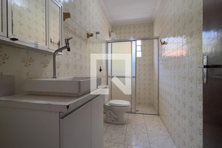 Banheiro da Suíte de casa à venda com 4 quartos, 145m² em Vila Adelaide Perella, Guarulhos