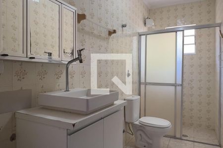 Banheiro da Suíte de casa à venda com 4 quartos, 145m² em Vila Adelaide Perella, Guarulhos