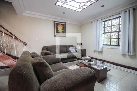 Sala de casa de condomínio para alugar com 4 quartos, 199m² em Centro, Nova Iguaçu