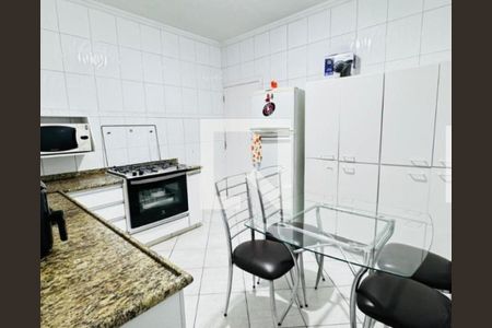 Casa à venda com 2 quartos, 199m² em Vila Alati, Jundiaí