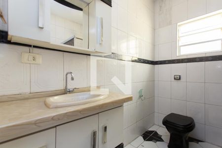 Banheiro de casa para alugar com 1 quarto, 75m² em Jardim Pedro José Nunes, São Paulo
