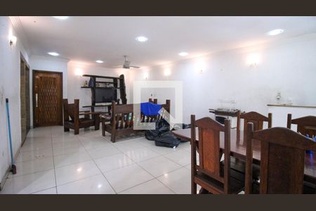 Casa para alugar com 2 quartos, 452m² em Chácara Mafalda, São Paulo