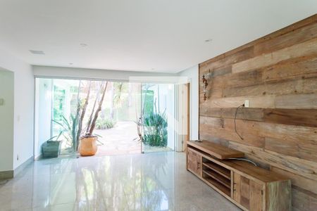 sala de casa de condomínio à venda com 3 quartos, 2160m² em Passárgada, Nova Lima