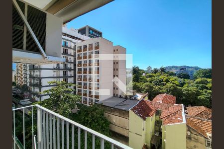 Vista da Sala de apartamento à venda com 3 quartos, 75m² em Maracanã, Rio de Janeiro