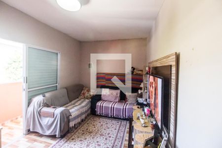 Sala de casa para alugar com 2 quartos, 86m² em Jardim Bom Sucesso, Carapicuíba