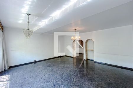 Sala de casa para alugar com 3 quartos, 400m² em Aclimação, São Paulo