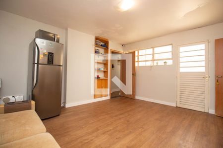 Sala 3 de casa para alugar com 5 quartos, 400m² em Lago Norte, Brasília