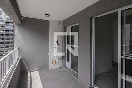 sacada e área de serviço_2 de apartamento à venda com 3 quartos, 60m² em Vila Vermelha, São Paulo