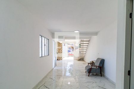 Sala de casa para alugar com 2 quartos, 120m² em Jaguaré, São Paulo