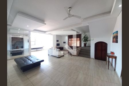 Sala de casa para alugar com 6 quartos, 700m² em Morro dos Barbosas, São Vicente