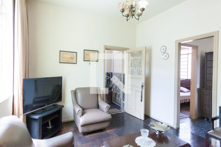 sala de casa à venda com 3 quartos, 147m² em Floresta, Belo Horizonte