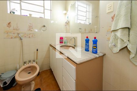 Banheiro social de casa para alugar com 4 quartos, 260m² em Padre Eustáquio, Belo Horizonte