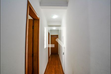 Corredor de casa à venda com 3 quartos, 131m² em Vila Junqueira, Santo André