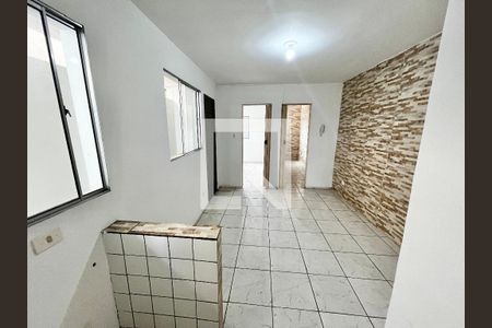 Sala/Cozinha de casa de condomínio para alugar com 2 quartos, 40m² em Vila Bandeirantes, São Paulo