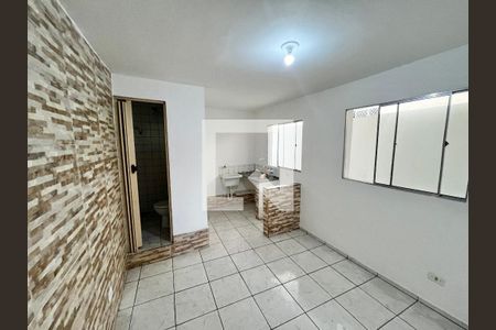 Sala/Cozinha de casa de condomínio para alugar com 2 quartos, 40m² em Vila Bandeirantes, São Paulo