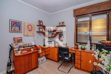 Quarto 1 de casa à venda com 7 quartos, 342m² em Passo D’areia, Porto Alegre