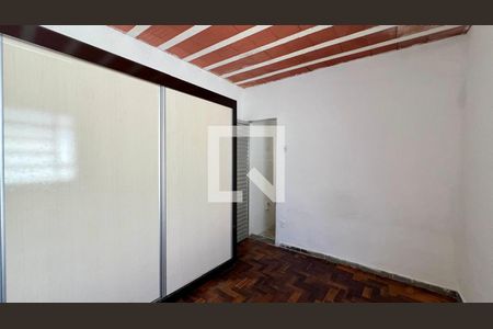 quarto de casa à venda com 2 quartos, 156m² em Alto Caiçaras, Belo Horizonte