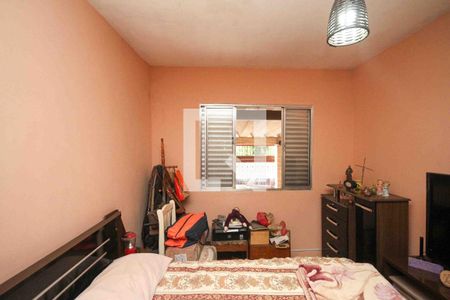 Quarto de casa à venda com 4 quartos, 192m² em Jardim Ivone, São Paulo