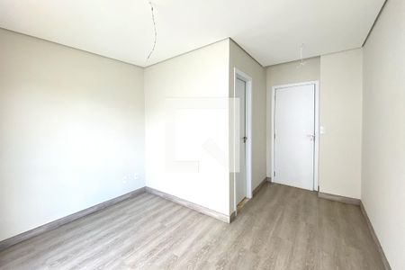 Suite 1 de casa de condomínio à venda com 3 quartos, 120m² em São Luiz, Belo Horizonte