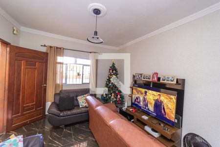 Sala de casa à venda com 3 quartos, 400m² em Cangaiba, São Paulo