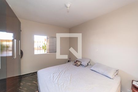 Quarto 1 de casa à venda com 3 quartos, 400m² em Cangaiba, São Paulo